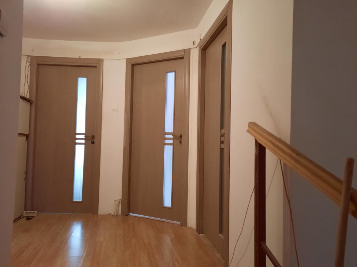Casa Adrian Camere Centru Vechi Braşov Extérieur photo